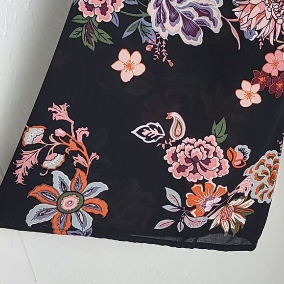 MM by My Michelle Black & Orange Floral Top, Lace-up Neckline, Bell Sleeves, XL - Picture 5 of 9